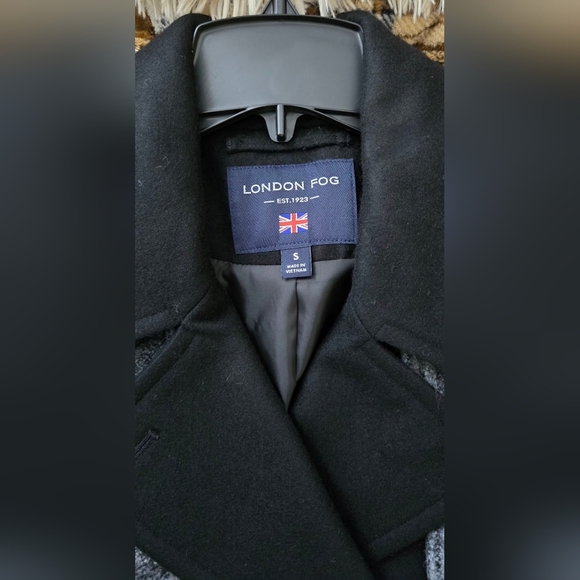 London Fog - Double Breasted Peacoat With Scarf #1091 - Picture 6 of 7